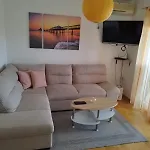 Noreli Apartman Jadranovo